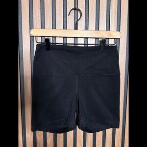 Yogalicious Lux Biker Shorts Small Womens Black 4.5" Inseam Stretch